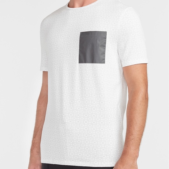 Express Other - Printed Moisture-Wicking Performance Pocket TShirt
